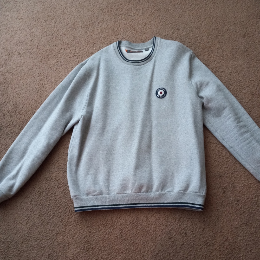 Ben Sherman sweatshirt size L